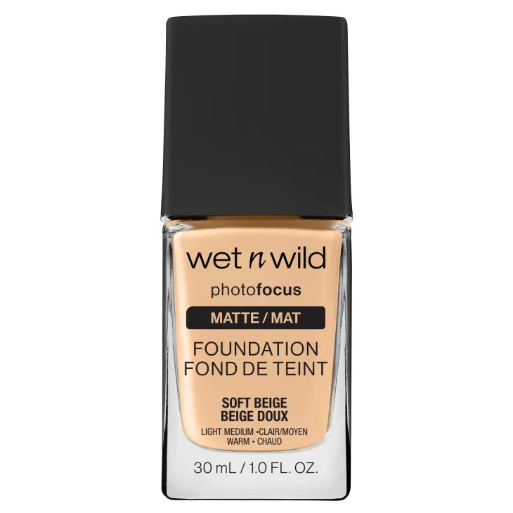 Wet n Wild Photo Focus matowy podkład do twarzy Soft Beige 30 ml
