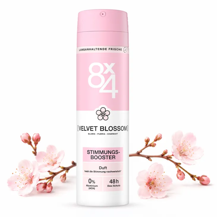 8x4 dezodorant w sprayu dla kobiet Velvet Blossom 150 ml