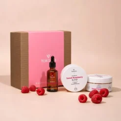 Yokaba Raspberry Dream zestaw prezentowy do pielęgnacji olejek do twarzy i ciała 50 ml + masło do ciała 200 ml + peeling do ciała 250 g